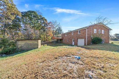 801 Powell Bridge Rd, Harmony, NC 28634 photo 5