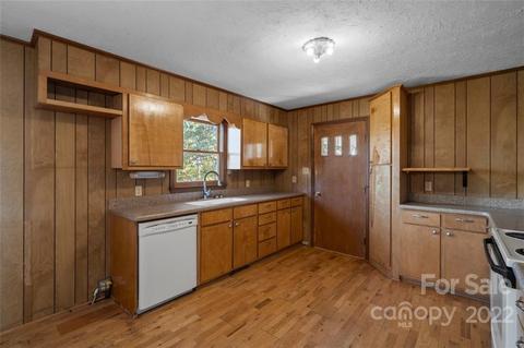 801 Powell Bridge Rd, Harmony, NC 28634 photo 17