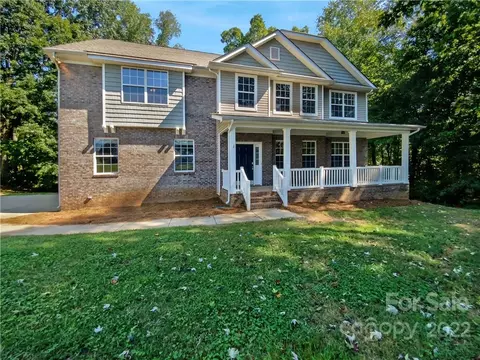 500 Heather Pl, Monroe, NC 28112 photo 1