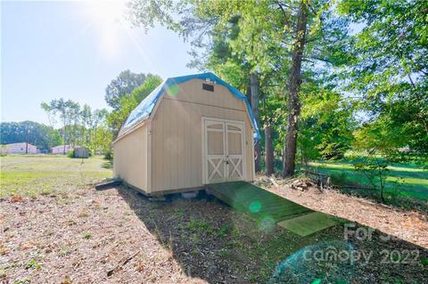 421 Dellinger Rd, Shelby, NC 28150 photo 6