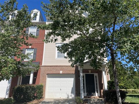 9768 Walkers Glen Dr, Concord, NC 28027