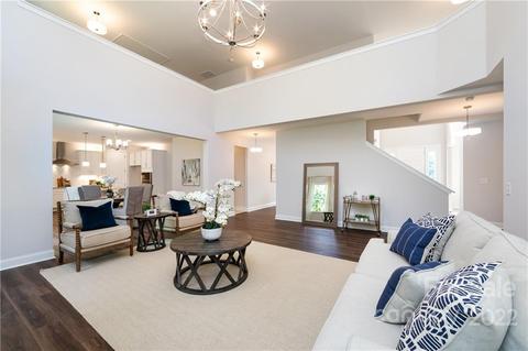 8902 New Town Rd #2, Waxhaw, NC 28173