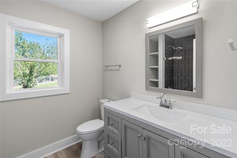 406 High St, Lowell, NC 28098 photo 12