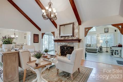 10 Timberidge Ct, Lake Wylie, SC 29710
