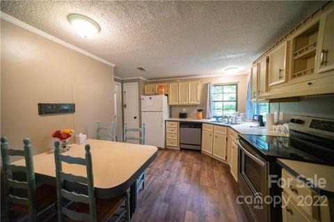 330 Trivette Rd, Harmony, NC 28634 photo 5