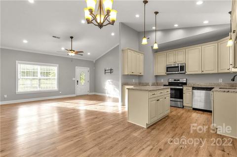 2428 Prince Dr, Lancaster, SC 29720 photo 7
