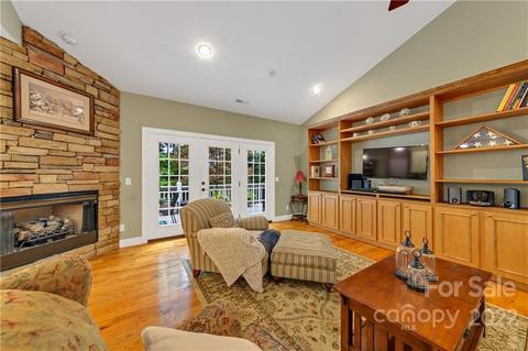 9 Waldrup Trce, Fletcher, NC 28732 photo 2