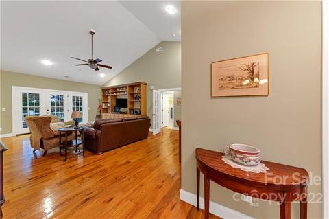 9 Waldrup Trce, Fletcher, NC 28732 photo 6