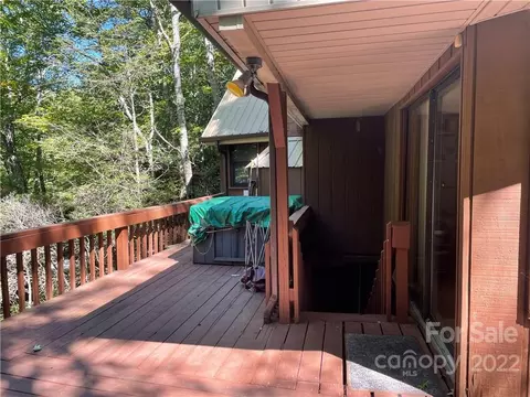 8 Bear Wallow Dr, Spruce Pine, NC 28777 photo 6