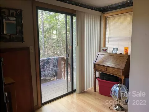 8 Bear Wallow Dr, Spruce Pine, NC 28777 photo 13
