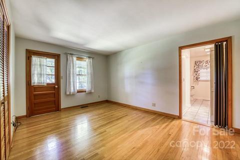 244 Rush Rd, Clyde, NC 28721 photo 12