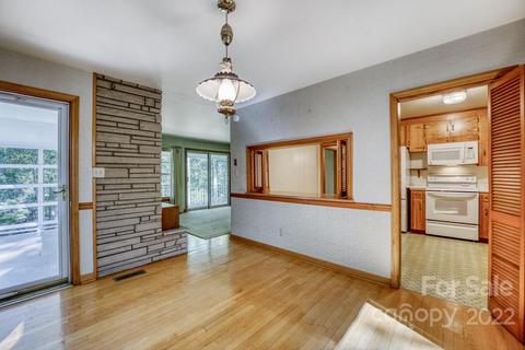 244 Rush Rd, Clyde, NC 28721 photo 8