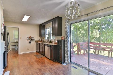 1102 3rd Ave NW, Conover, NC 28613 photo 14