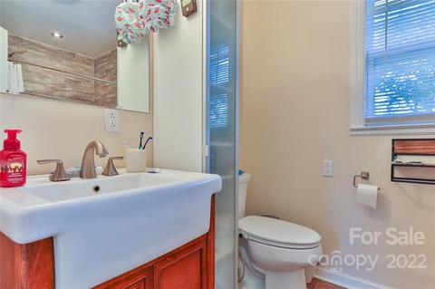 1102 3rd Ave NW, Conover, NC 28613 photo 28