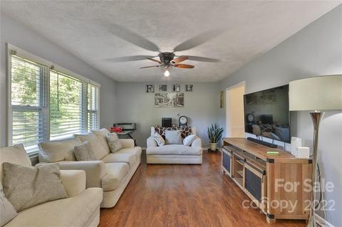 1102 3rd Ave NW, Conover, NC 28613 photo 9