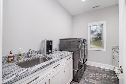 2015 Roadrunner Rd, Clover, SC 29710 photo 38