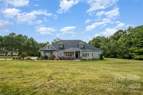 2015 Roadrunner Rd, Clover, SC 29710 photo 2