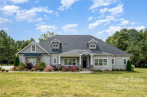 2015 Roadrunner Rd, Clover, SC 29710 photo 1