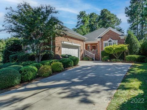 17426 Springwinds Dr, Cornelius, NC 28031 photo 2