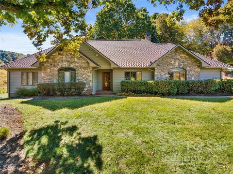 28 Pondview Dr, Clyde, NC 28721 photo 2