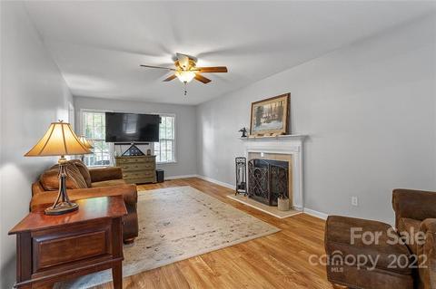 6301 Silver Spring Ct, Willow Spring, NC 27592 photo 11