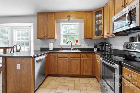 6301 Silver Spring Ct, Willow Spring, NC 27592 photo 15