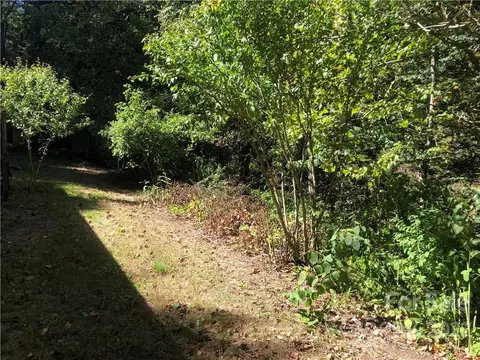 116 Skyway Dr, Marshall, NC 28753 photo 2