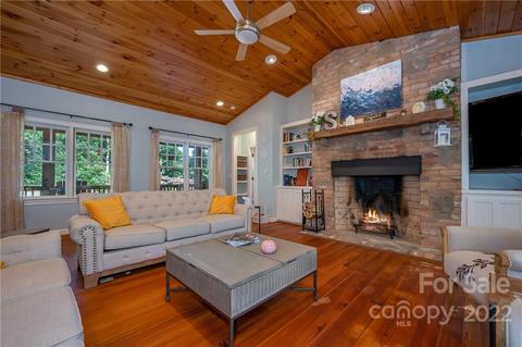 246 Blackbird Ln, Tryon, NC 28782 photo 12