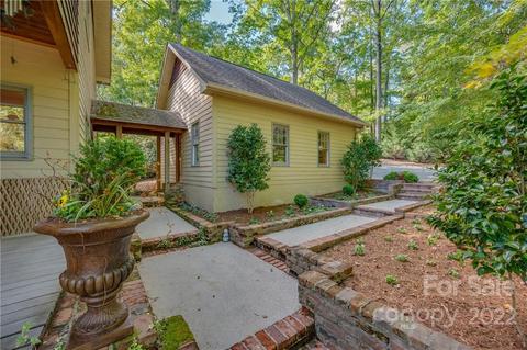 246 Blackbird Ln, Tryon, NC 28782 photo 6