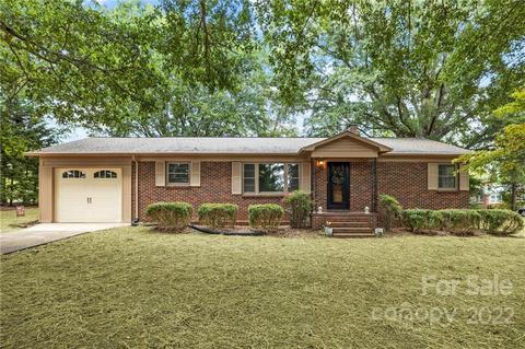 2086 Devine Rd, Iron Station, NC 28080