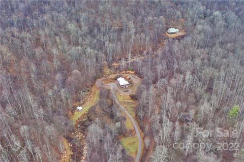 305 Charisma Dr, Marshall, NC 28753 photo 4