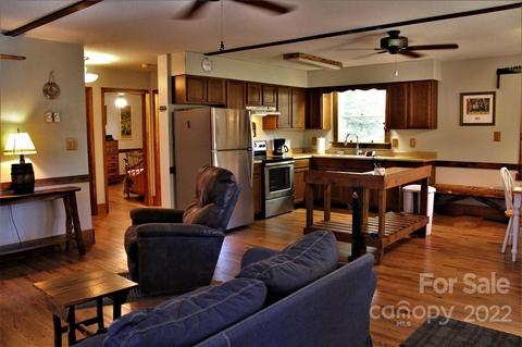 48 Sylvan Heights Dr, Sylva, NC 28779 photo 6