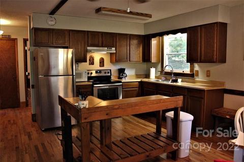 48 Sylvan Heights Dr, Sylva, NC 28779 photo 9