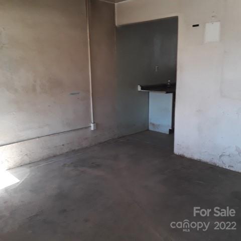 3035 Broad St, Clyde, NC 28721 photo 6