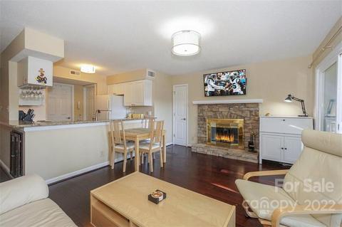 208 Northwest Dr, Davidson, NC 28036 photo 6