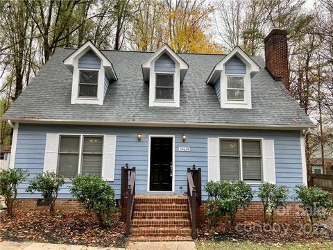 19619 Shevington Dr, Cornelius, NC 28031 photo 1
