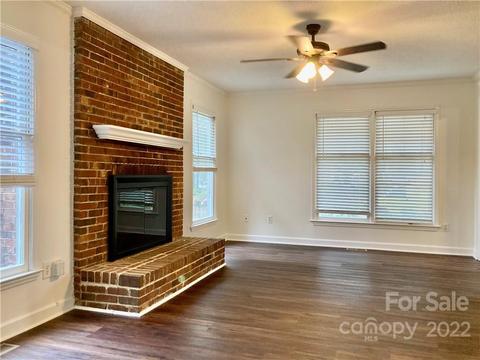 19619 Shevington Dr, Cornelius, NC 28031 photo 4