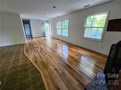 599 Savannah Dr, Sylva, NC 28779 photo 5