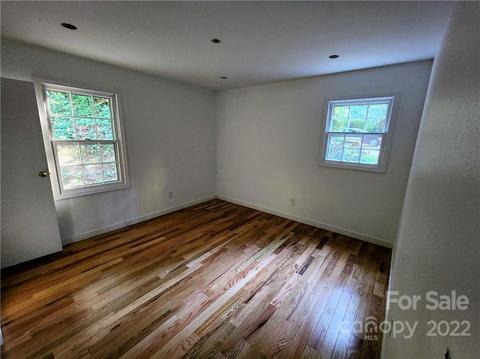 599 Savannah Dr, Sylva, NC 28779 photo 10