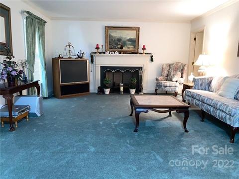 302 Moore St, Lancaster, SC 29720 photo 9