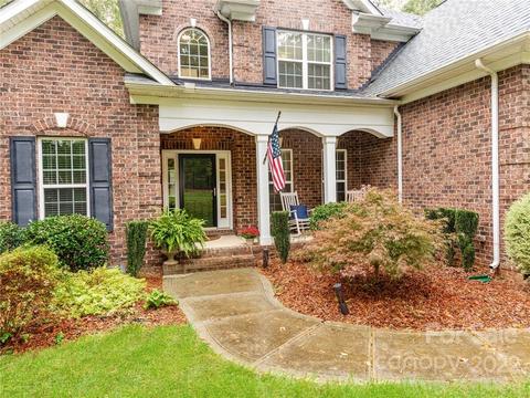 845 Arrow Point Ln, Davidson, NC 28036 photo 2