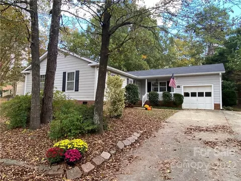 2406 Applegate Dr, Concord, NC 28027 photo 3