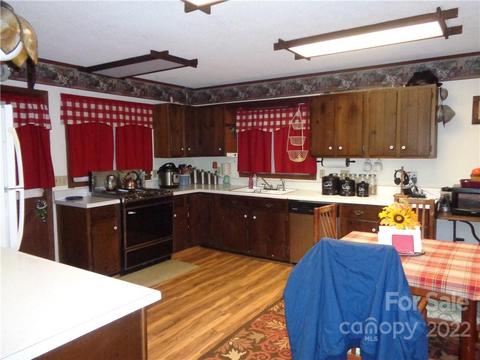 3267 E Fork Rd, Sylva, NC 28779 photo 4