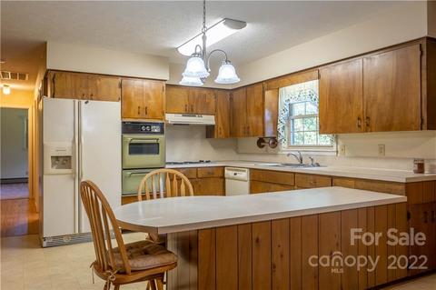 2849 Messer Rd, Valdese, NC 28690 photo 5