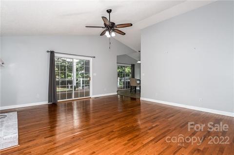 5214 Olde School Dr, Hickory, NC 28602 photo 8