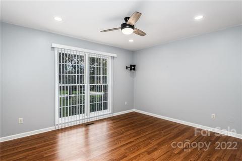 5214 Olde School Dr, Hickory, NC 28602 photo 18