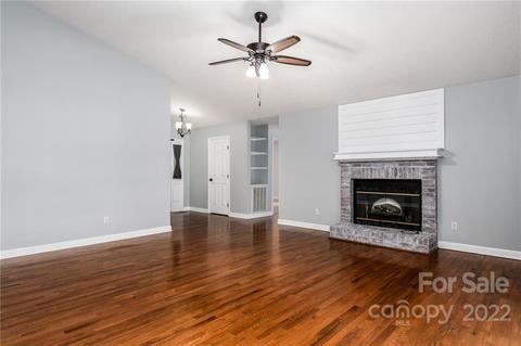 5214 Olde School Dr, Hickory, NC 28602 photo 6