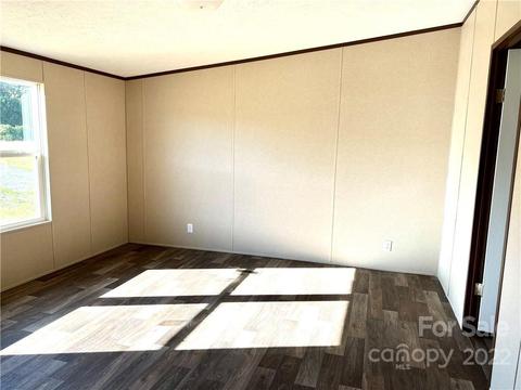 202 Trivette Rd, Harmony, NC 28634 photo 6