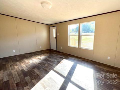 202 Trivette Rd, Harmony, NC 28634 photo 5