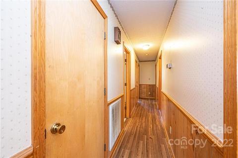 18 Cedar Forest Loop, Hickory, NC 28601 photo 9